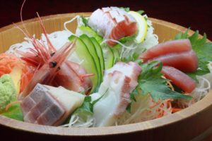 ケンミンショー-皿鉢料理
